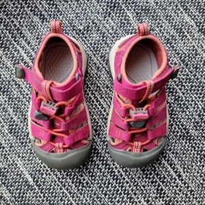 Keen Newport H2 toddler sandals